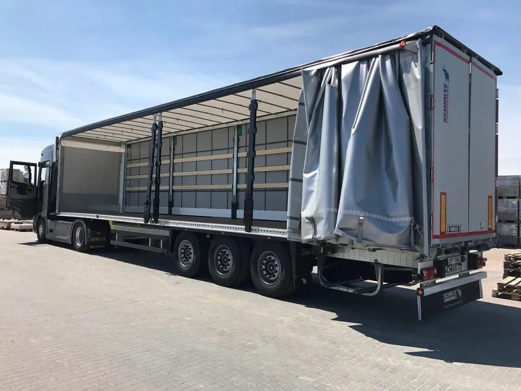 Ile ton można załadować na naczepę? Poznaj maksymalne limity ładunków