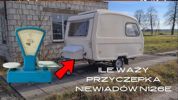 Ile waży przyczepa kempingowa Niewiadów? Sprawdź wagi modeli!